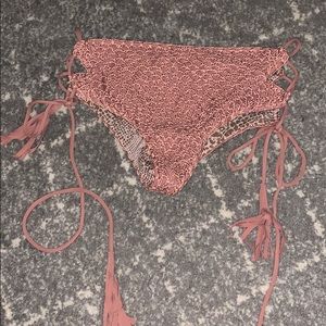 ❌sold Acacia S Murray bottom in lipstick crochet